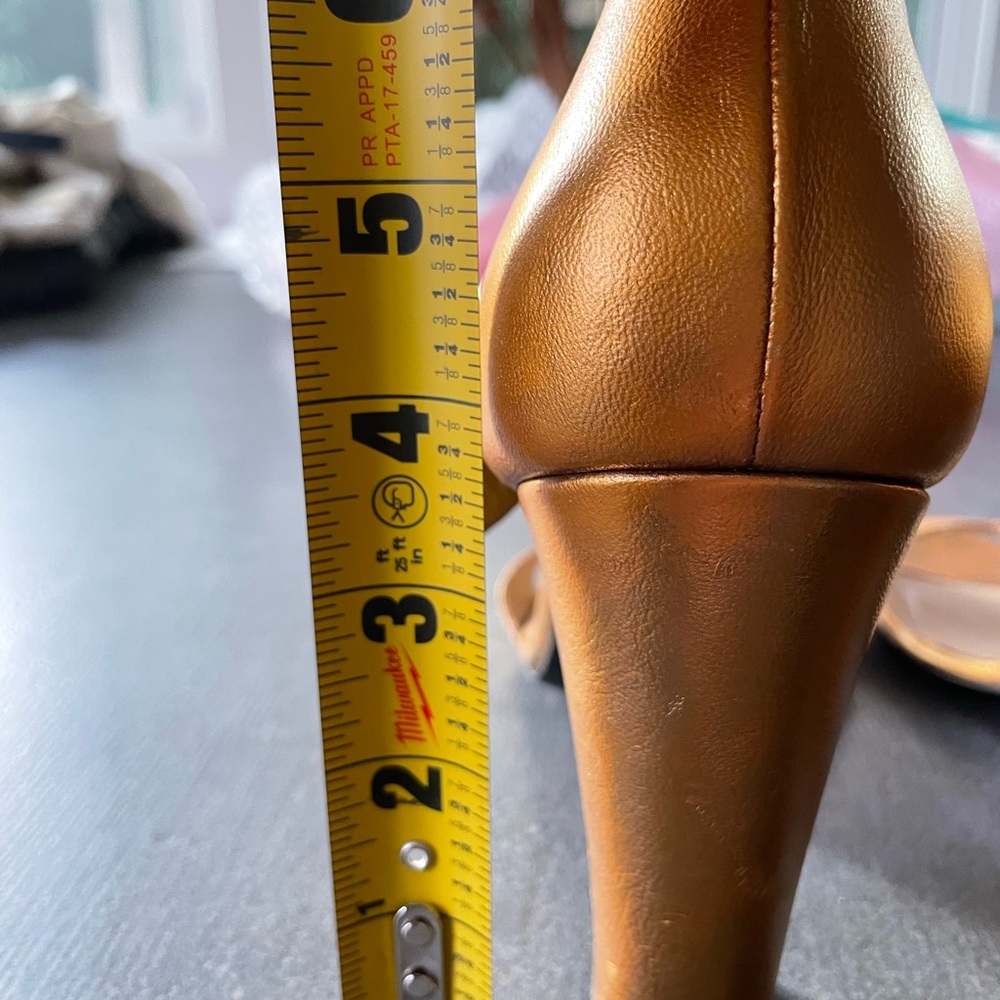 Balenciaga gold High heel Sandal in size 40 - Picture 7 of 10